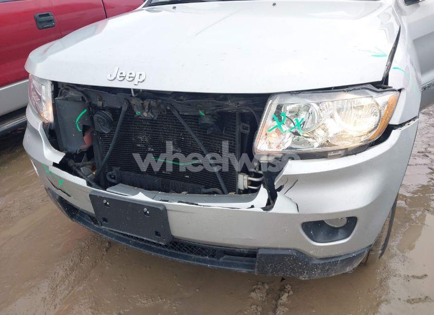 Photo 6 of 2013 Jeep Grand CHEROKEE LAREDO (VIN 1C4RJFAG0DC552959)