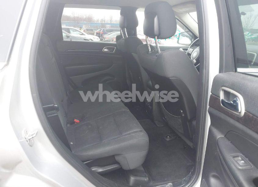 Photo 8 of 2013 Jeep Grand CHEROKEE LAREDO (VIN 1C4RJFAG0DC552959)