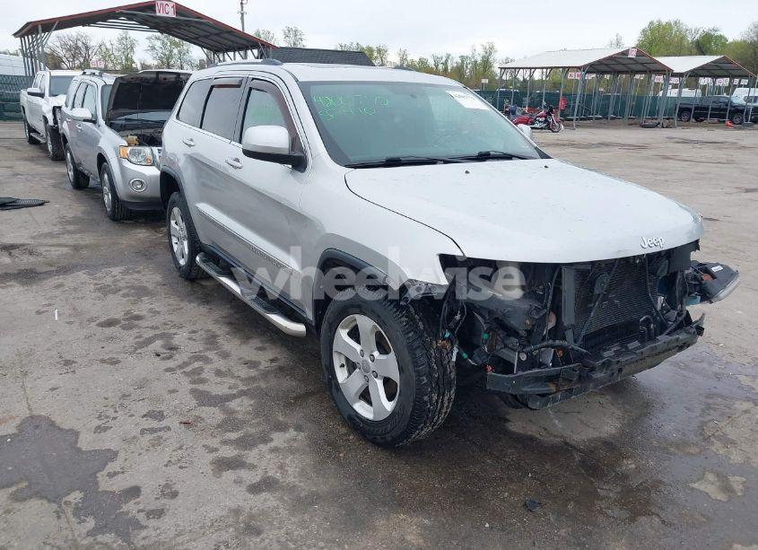 2013 Jeep Grand CHEROKEE LAREDO (VIN 1C4RJFAG0DC556512) main photo