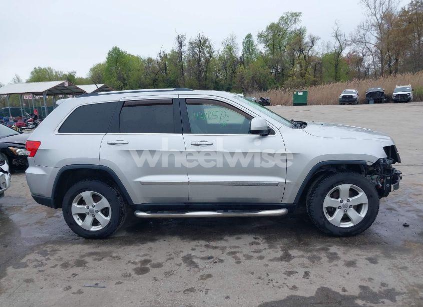 Photo 14 of 2013 Jeep Grand CHEROKEE LAREDO (VIN 1C4RJFAG0DC556512)