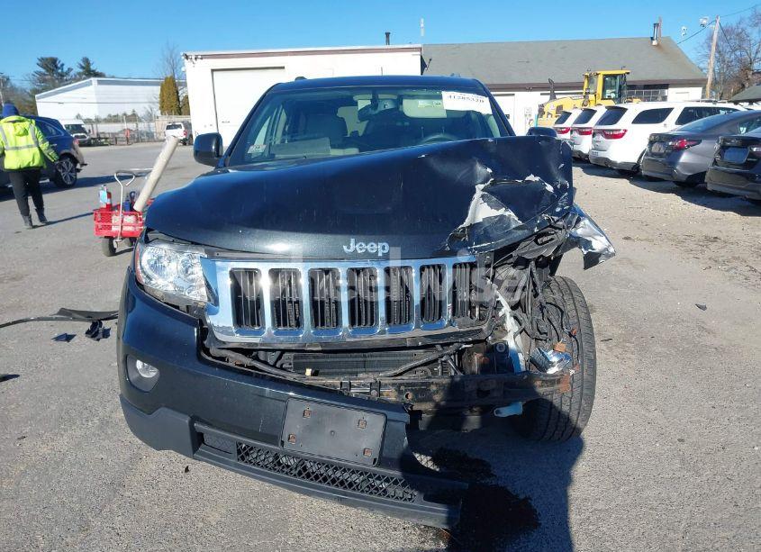Photo 13 of 2013 Jeep Grand CHEROKEE LAREDO (VIN 1C4RJFAG0DC557577)