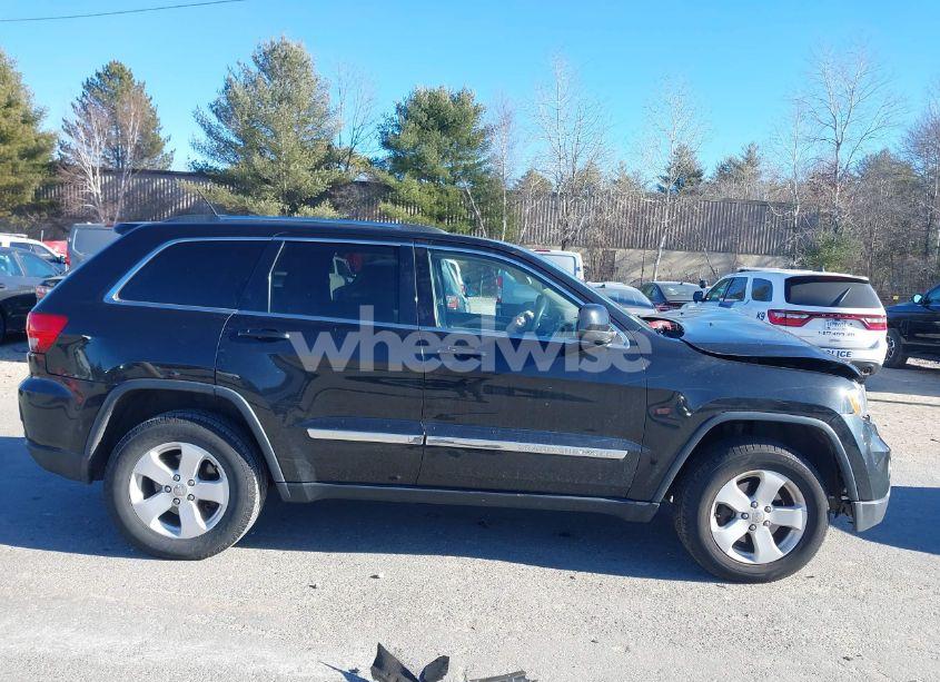 Photo 14 of 2013 Jeep Grand CHEROKEE LAREDO (VIN 1C4RJFAG0DC557577)
