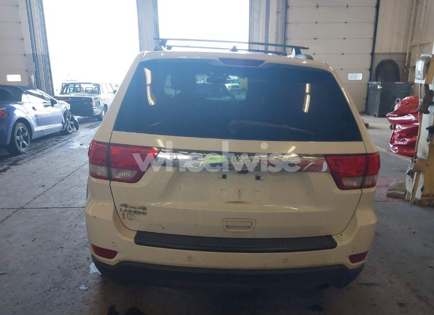 Photo 16 of 2013 Jeep Grand CHEROKEE LAREDO (VIN 1C4RJFAG0DC599005)