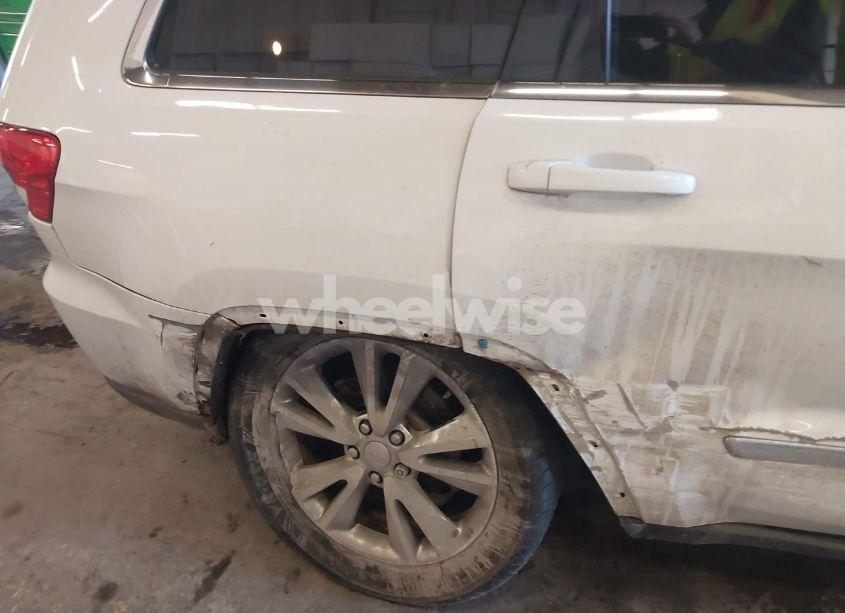 Photo 20 of 2013 Jeep Grand CHEROKEE LAREDO (VIN 1C4RJFAG0DC599005)