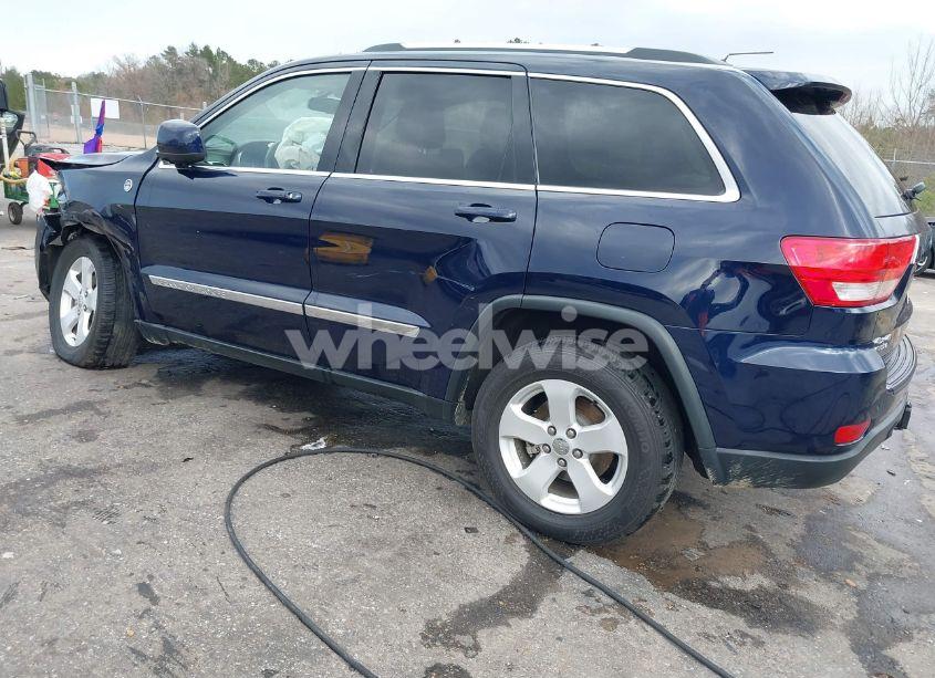 Photo 3 of 2013 Jeep Grand CHEROKEE LAREDO (VIN 1C4RJFAG0DC606342)