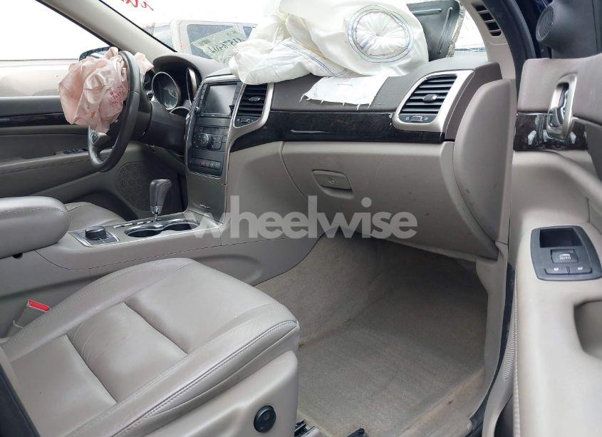 Photo 5 of 2013 Jeep Grand CHEROKEE LAREDO (VIN 1C4RJFAG0DC606342)