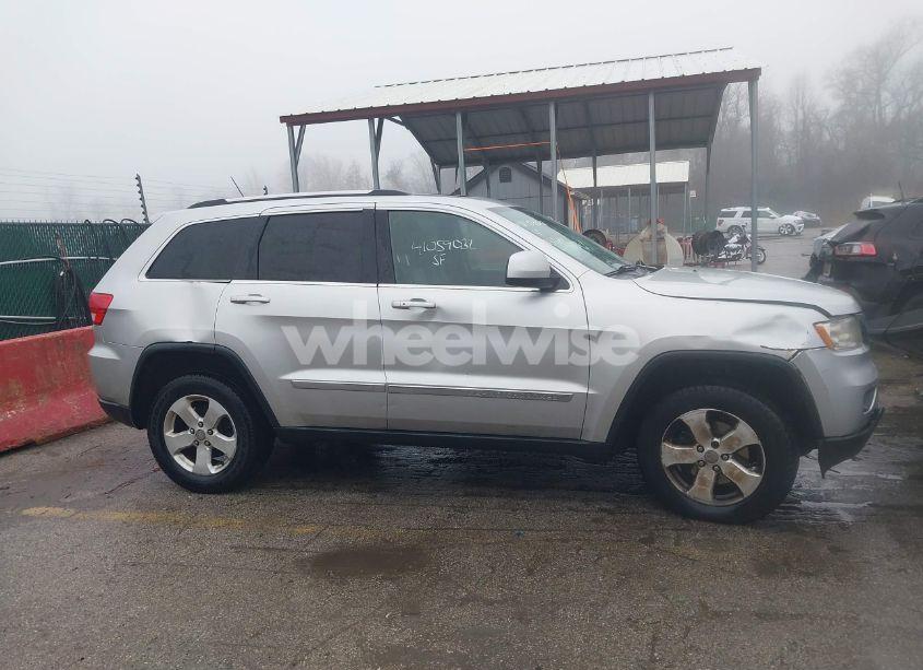 Photo 13 of 2013 Jeep Grand CHEROKEE LAREDO (VIN 1C4RJFAG0DC615140)