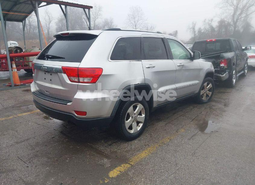Photo 4 of 2013 Jeep Grand CHEROKEE LAREDO (VIN 1C4RJFAG0DC615140)