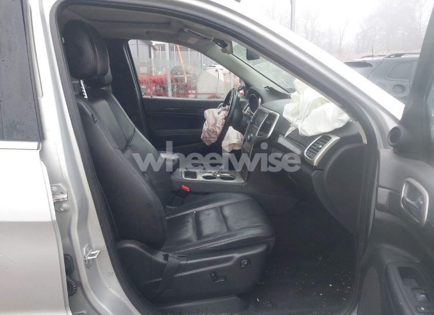 Photo 5 of 2013 Jeep Grand CHEROKEE LAREDO (VIN 1C4RJFAG0DC615140)