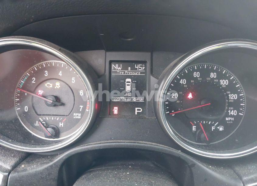 Photo 7 of 2013 Jeep Grand CHEROKEE LAREDO (VIN 1C4RJFAG0DC615140)