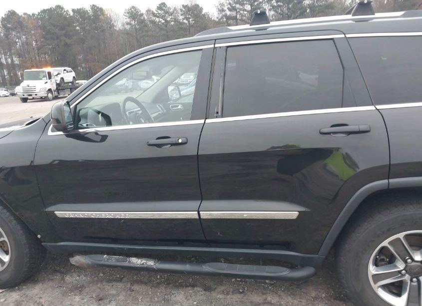 Photo 15 of 2013 Jeep Grand CHEROKEE LAREDO (VIN 1C4RJFAG0DC615493)