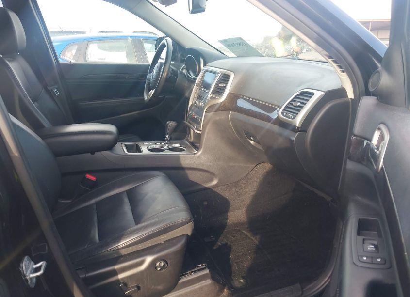 Photo 5 of 2013 Jeep Grand CHEROKEE LAREDO (VIN 1C4RJFAG0DC615493)