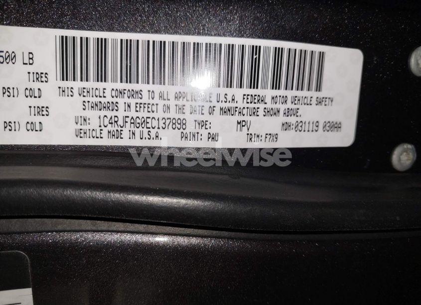 Photo 9 of 2014 Jeep Grand CHEROKEE LAREDO (VIN 1C4RJFAG0EC137898)