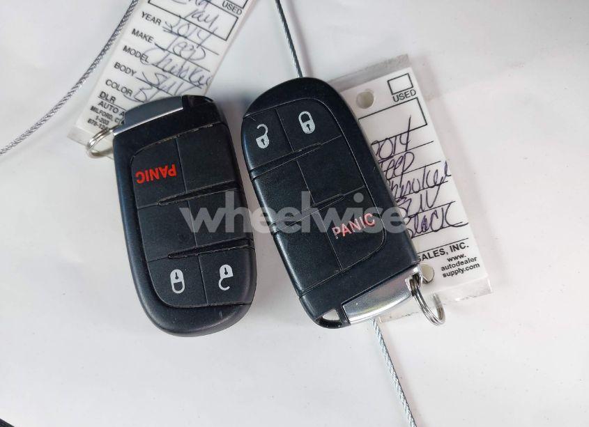 Photo 11 of 2014 Jeep Grand CHEROKEE LAREDO (VIN 1C4RJFAG0EC391899)