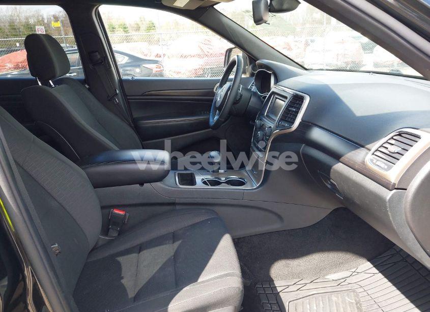 Photo 5 of 2014 Jeep Grand CHEROKEE LAREDO (VIN 1C4RJFAG0EC391899)