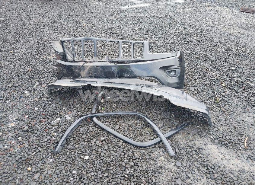 Photo 12 of 2015 Jeep Grand CHEROKEE LAREDO (VIN 1C4RJFAG0FC154458)