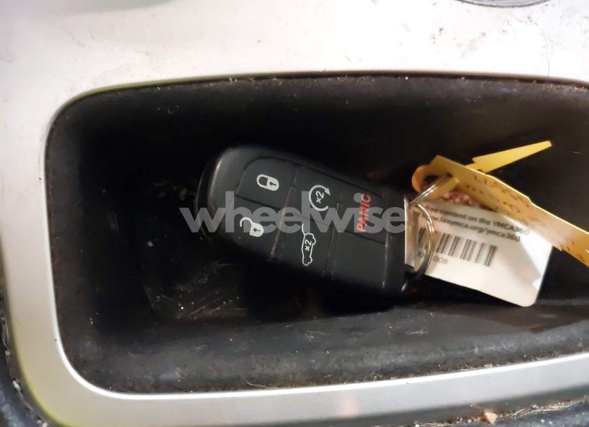 Photo 11 of 2015 Jeep Grand CHEROKEE ALTITUDE (VIN 1C4RJFAG0FC181885)