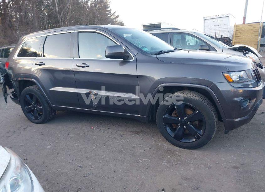 Photo 13 of 2015 Jeep Grand CHEROKEE ALTITUDE (VIN 1C4RJFAG0FC711093)