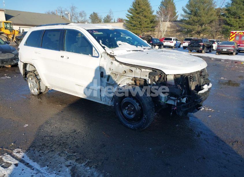 2015 Jeep Grand CHEROKEE LAREDO (VIN 1C4RJFAG0FC814742) main photo