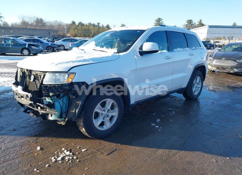 Photo 2 of 2015 Jeep Grand CHEROKEE LAREDO (VIN 1C4RJFAG0FC814742)
