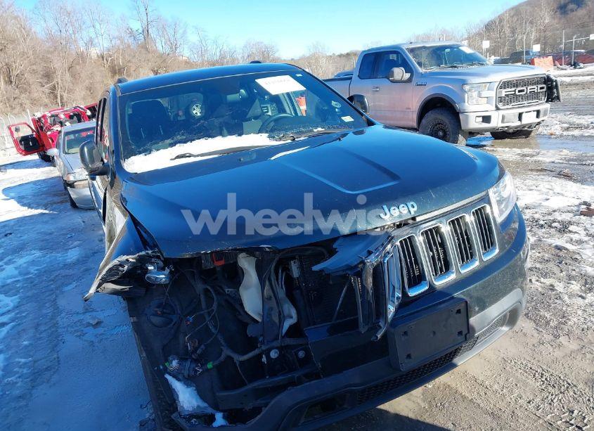 Photo 12 of 2015 Jeep Grand CHEROKEE LAREDO (VIN 1C4RJFAG0FC828740)