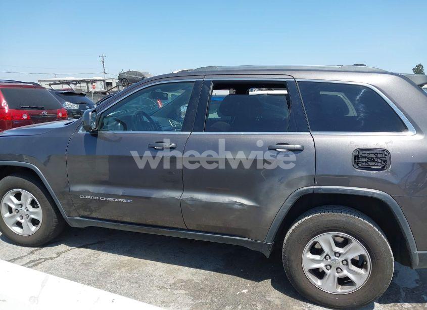 Photo 14 of 2015 Jeep Grand CHEROKEE LAREDO (VIN 1C4RJFAG0FC895791)