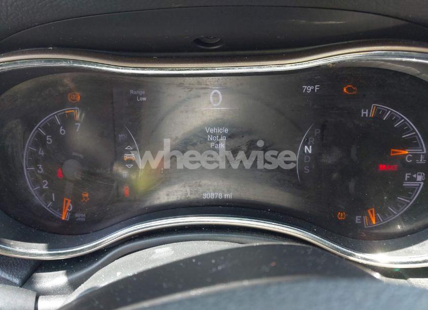 Photo 7 of 2015 Jeep Grand CHEROKEE LAREDO (VIN 1C4RJFAG0FC895791)