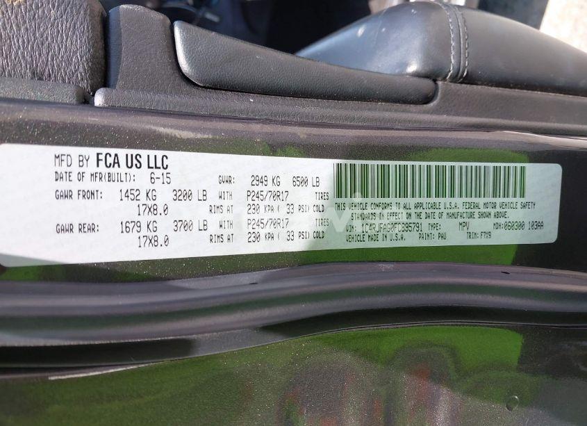 Photo 9 of 2015 Jeep Grand CHEROKEE LAREDO (VIN 1C4RJFAG0FC895791)