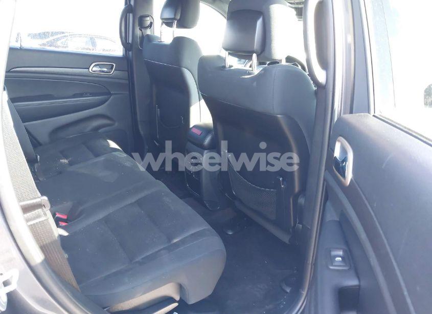 Photo 8 of 2016 Jeep Grand CHEROKEE LAREDO (VIN 1C4RJFAG0GC303520)