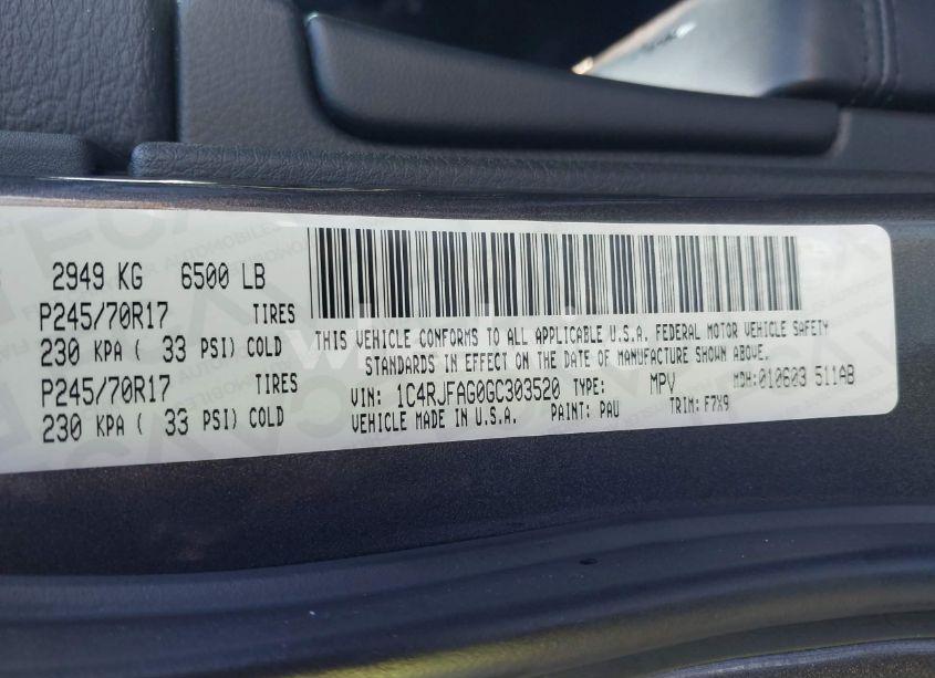 Photo 9 of 2016 Jeep Grand CHEROKEE LAREDO (VIN 1C4RJFAG0GC303520)