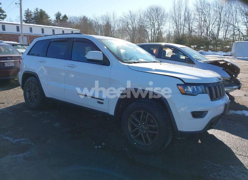 2016 Jeep Grand CHEROKEE 75TH ANNIVERSARY (VIN 1C4RJFAG0GC379254) main photo