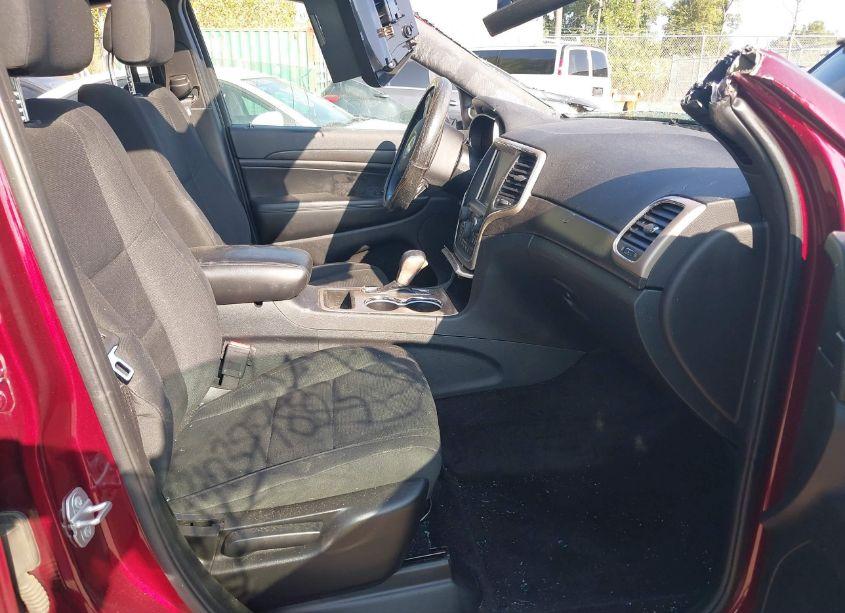 Photo 5 of 2016 Jeep Grand CHEROKEE LAREDO (VIN 1C4RJFAG0GC463283)