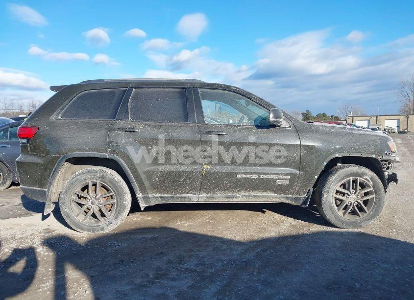 Photo 14 of 2017 Jeep Grand CHEROKEE 75TH ANNIVERSARY EDITION 4X4 (VIN 1C4RJFAG0HC668295)