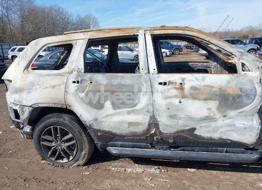 Photo 13 of 2017 Jeep Grand CHEROKEE 75TH ANNIVERSARY EDITION 4X4 (VIN 1C4RJFAG0HC674307)