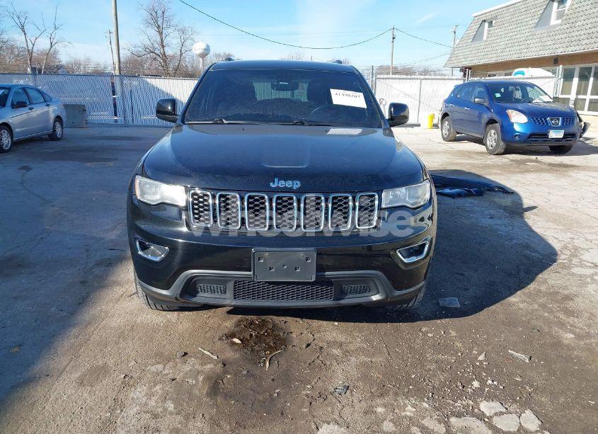Photo 13 of 2017 Jeep Grand CHEROKEE LAREDO 4X4 (VIN 1C4RJFAG0HC674615)
