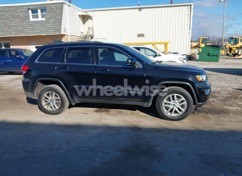 Photo 14 of 2017 Jeep Grand CHEROKEE LAREDO 4X4 (VIN 1C4RJFAG0HC674615)