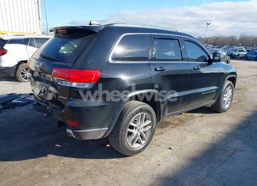 Photo 4 of 2017 Jeep Grand CHEROKEE LAREDO 4X4 (VIN 1C4RJFAG0HC674615)
