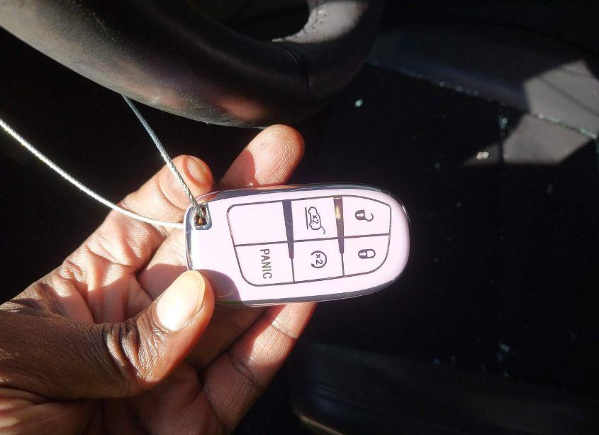 Photo 11 of 2017 Jeep Grand CHEROKEE ALTITUDE 4X4 (VIN 1C4RJFAG0HC885927)