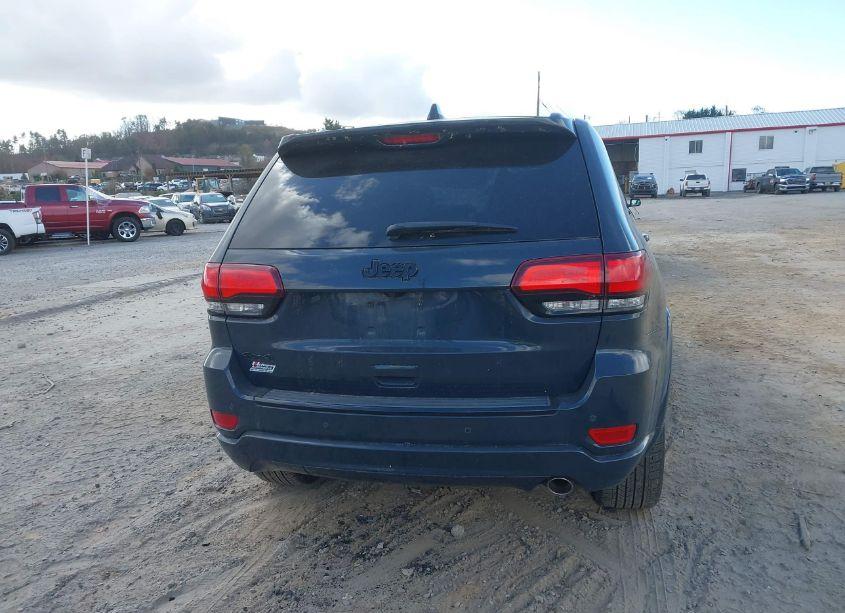 Photo 16 of 2017 Jeep Grand CHEROKEE ALTITUDE 4X4 (VIN 1C4RJFAG0HC885927)