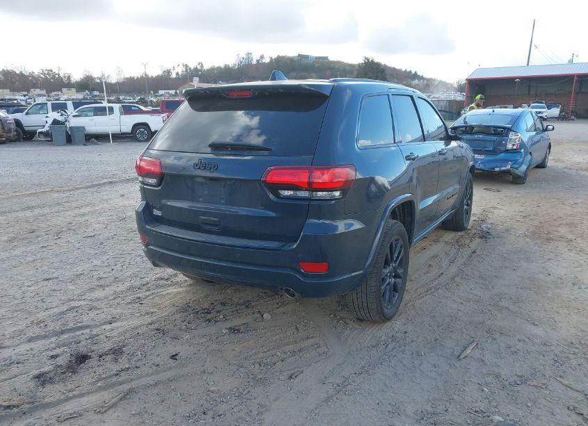 Photo 4 of 2017 Jeep Grand CHEROKEE ALTITUDE 4X4 (VIN 1C4RJFAG0HC885927)