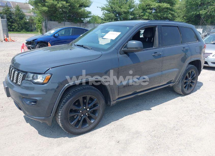 Photo 2 of 2018 Jeep Grand CHEROKEE ALTITUDE 4X4 (VIN 1C4RJFAG0JC155179)