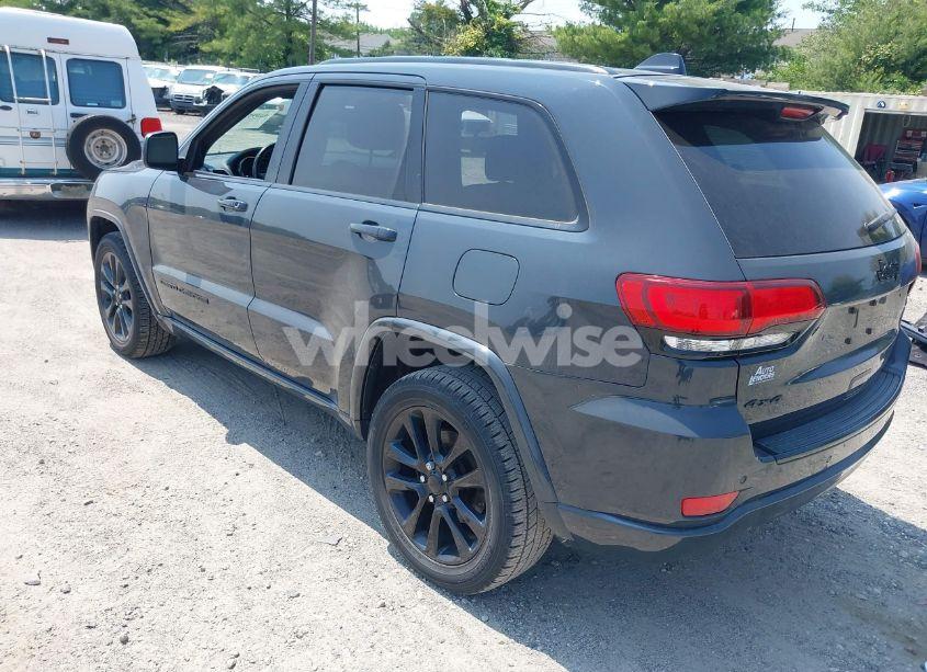 Photo 3 of 2018 Jeep Grand CHEROKEE ALTITUDE 4X4 (VIN 1C4RJFAG0JC155179)