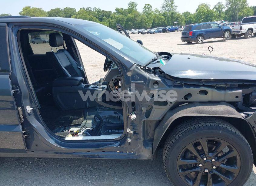 Photo 6 of 2018 Jeep Grand CHEROKEE ALTITUDE 4X4 (VIN 1C4RJFAG0JC155179)