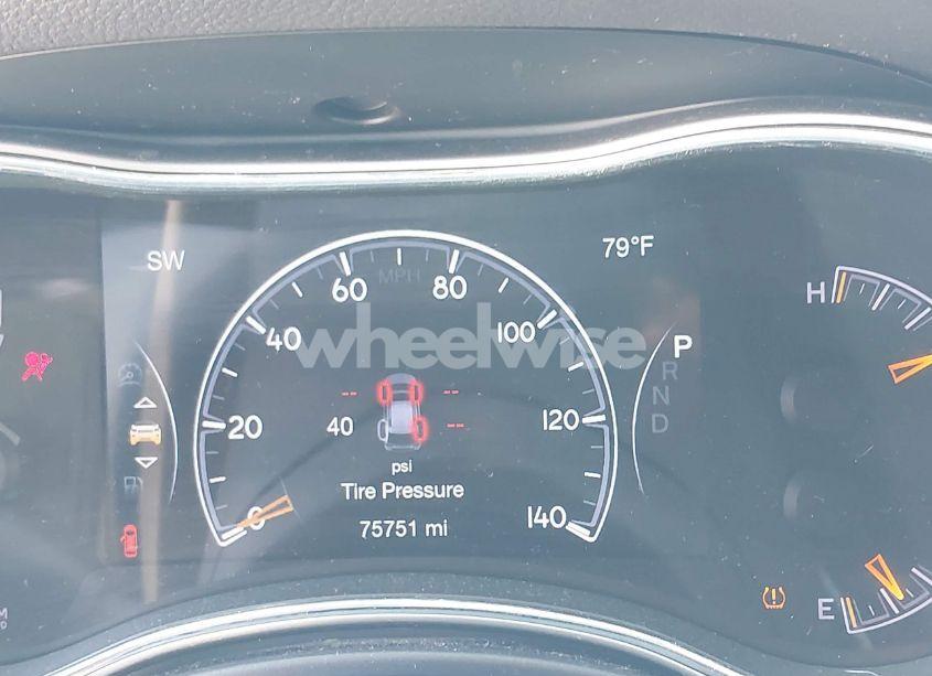 Photo 7 of 2018 Jeep Grand CHEROKEE ALTITUDE 4X4 (VIN 1C4RJFAG0JC155179)