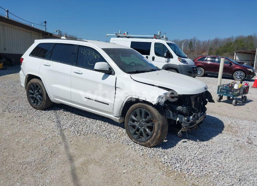 2018 Jeep Grand CHEROKEE ALTITUDE 4X4 (VIN 1C4RJFAG0JC177991) main photo