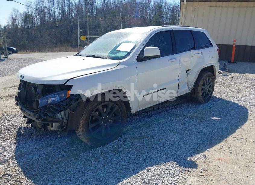 Photo 2 of 2018 Jeep Grand CHEROKEE ALTITUDE 4X4 (VIN 1C4RJFAG0JC177991)