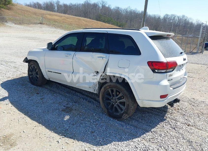 Photo 3 of 2018 Jeep Grand CHEROKEE ALTITUDE 4X4 (VIN 1C4RJFAG0JC177991)