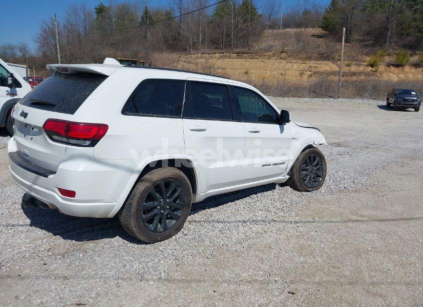 Photo 4 of 2018 Jeep Grand CHEROKEE ALTITUDE 4X4 (VIN 1C4RJFAG0JC177991)