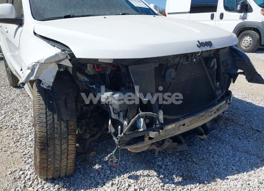 Photo 6 of 2018 Jeep Grand CHEROKEE ALTITUDE 4X4 (VIN 1C4RJFAG0JC177991)