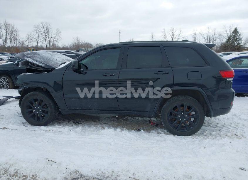 Photo 15 of 2018 Jeep Grand CHEROKEE ALTITUDE 4X4 (VIN 1C4RJFAG0JC203148)
